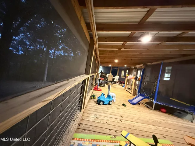 $265,000 | 367 County Road 370, Greenwood, MS 38930