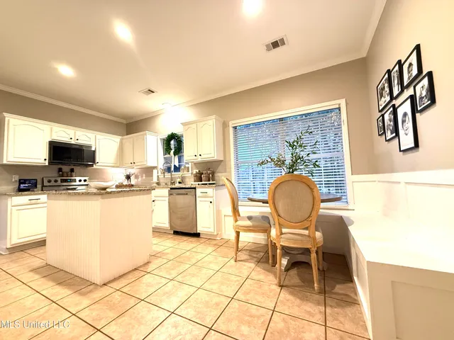 $265,000 | 367 County Road 370, Greenwood, MS 38930