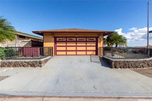 $1,070,000 | 94-471 Palai Street, Waipahu, HI 96797