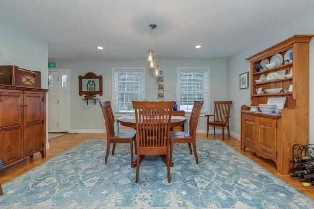 $850,000 | 104 Olde Bridge Lane, Epping, NH 03042