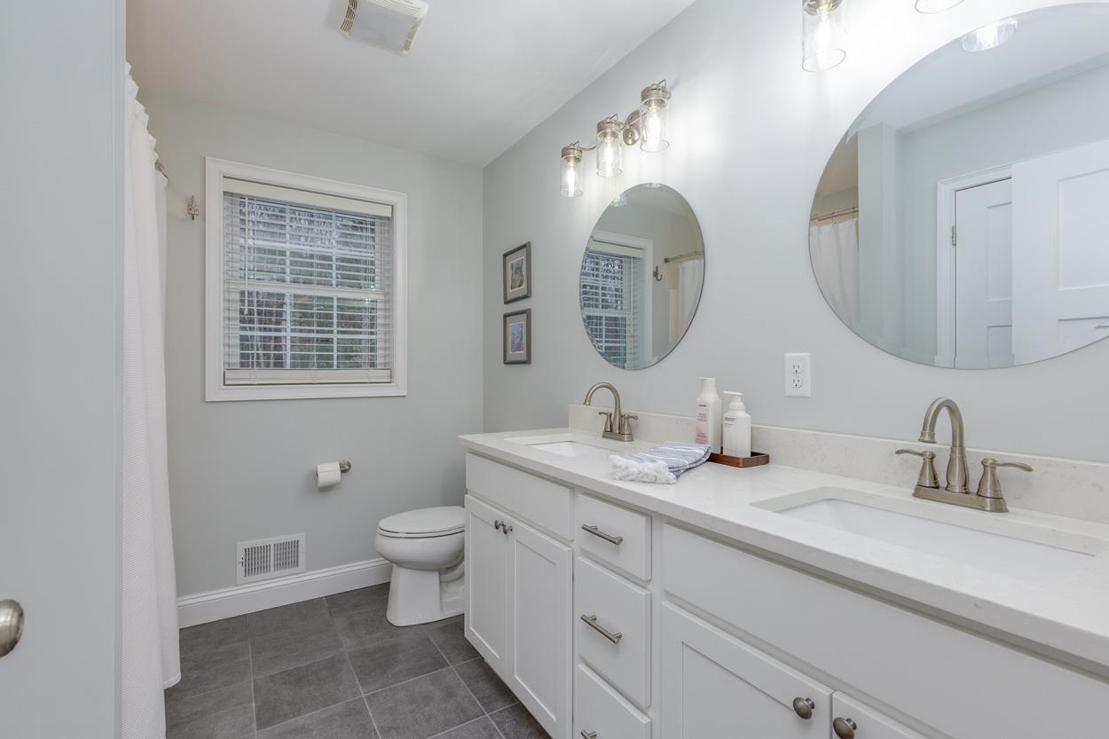 104 Olde Bridge Lane Epping, NH 03042 - Photo 31 of 45