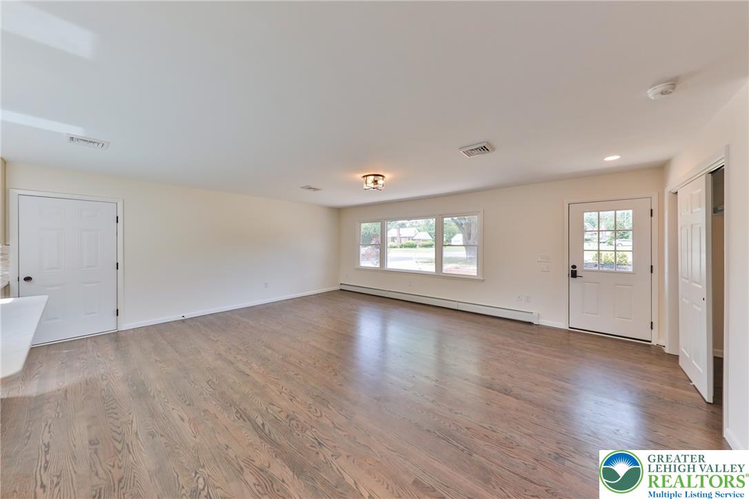4830 Kernsville Road Orefield, PA 18069 - Photo 6 of 43