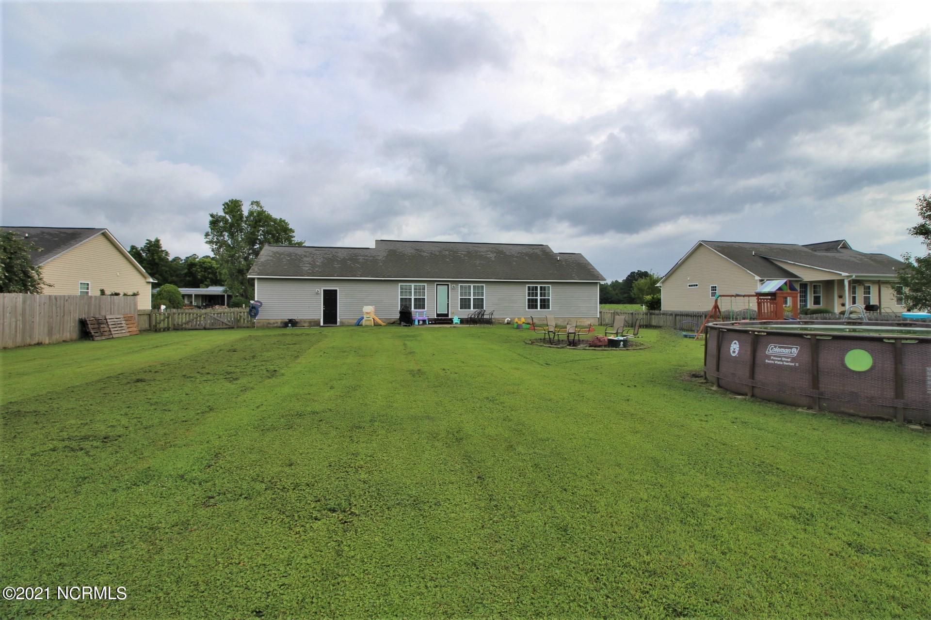 594 Godette School Road Havelock, NC 28532 - Photo 34 of 37 Plenty of room for everyone to play