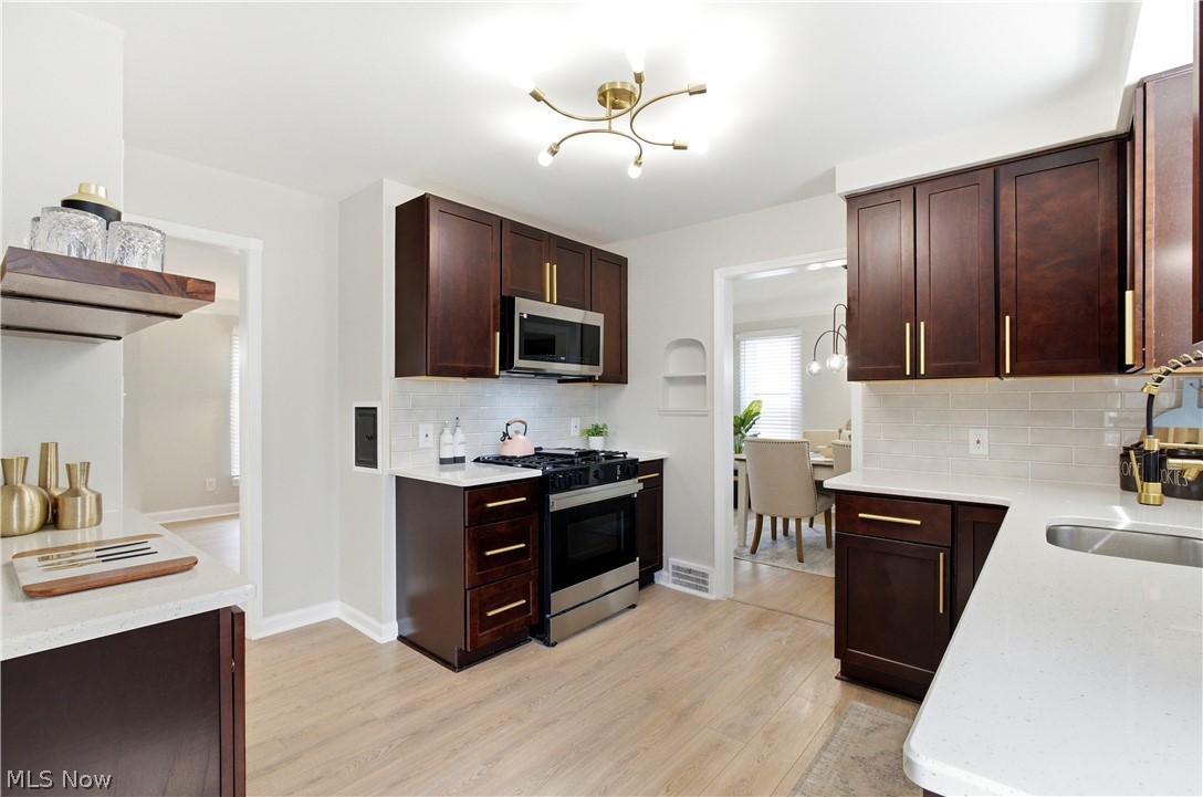 4046 Stilmore Road Cleveland, OH 44121 - Photo 16 of 45 Gallery Image 16