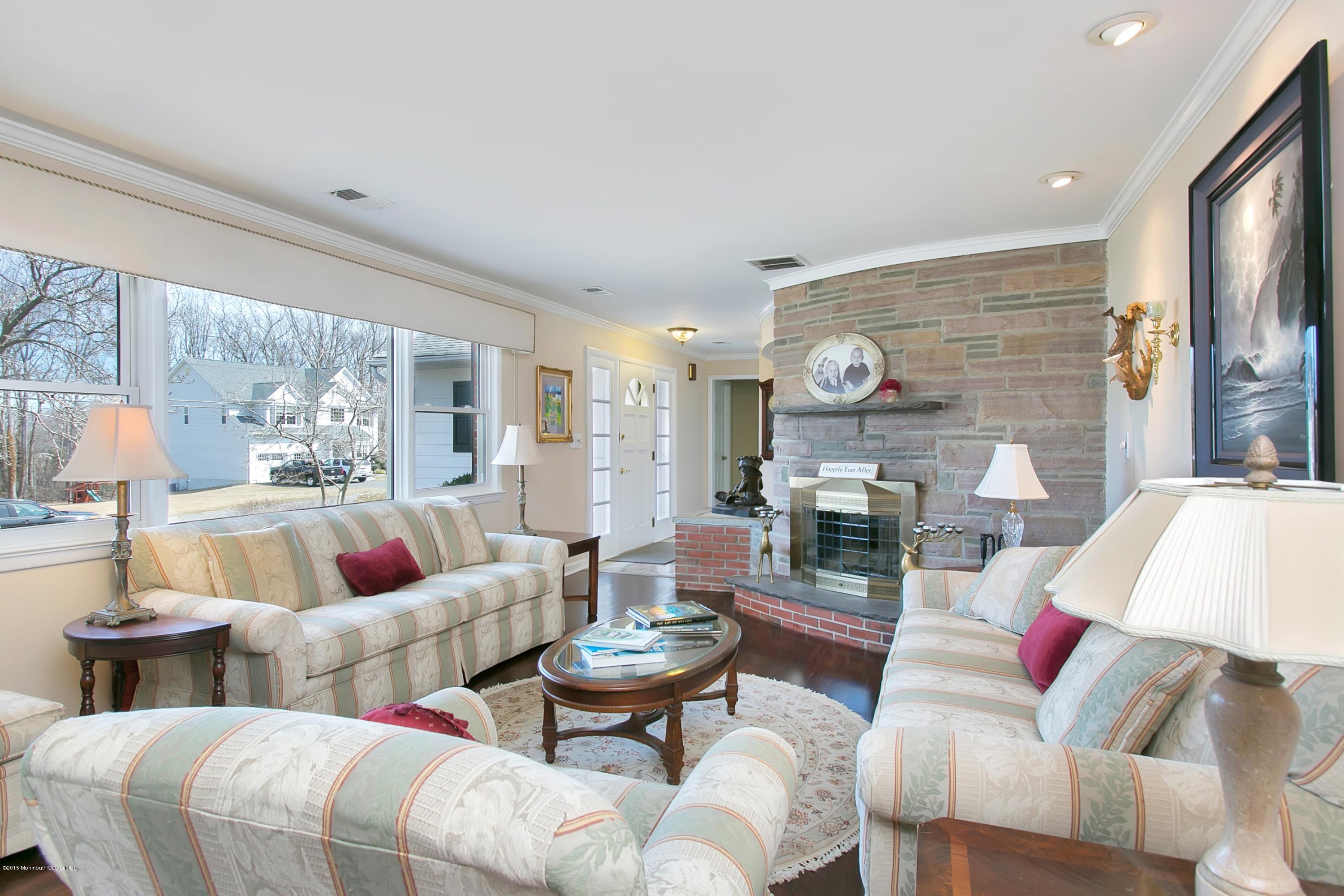 3240 Ridgewood Road Wall, NJ 07719 - Photo 6 of 32 orig_2R5A5506_3018775.jpg