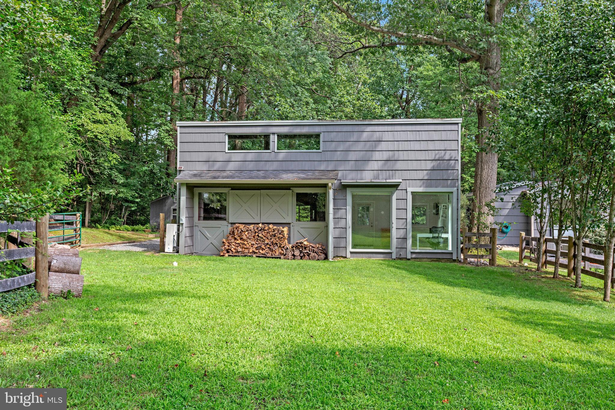 718 Springvale Road Great Falls, VA 22066 - Photo 55 of 57 a view of a yard in front of house