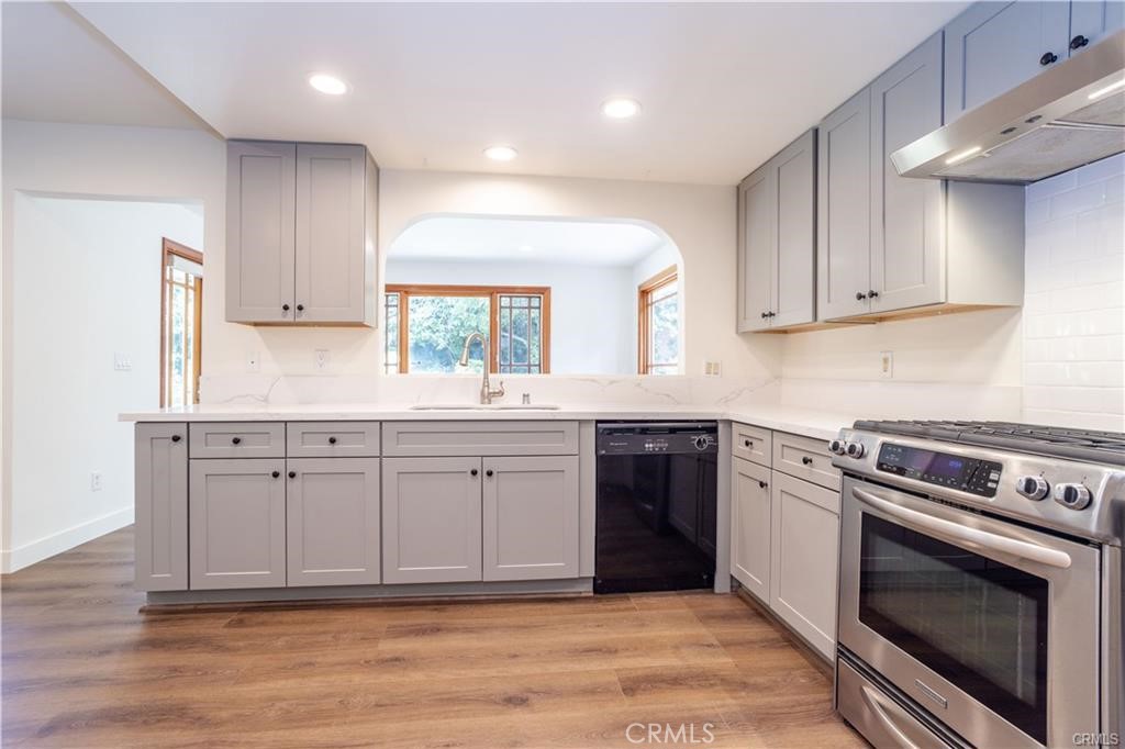 11300 Yolanda Avenue Porter Ranch, CA 91326 - Photo 6 of 28