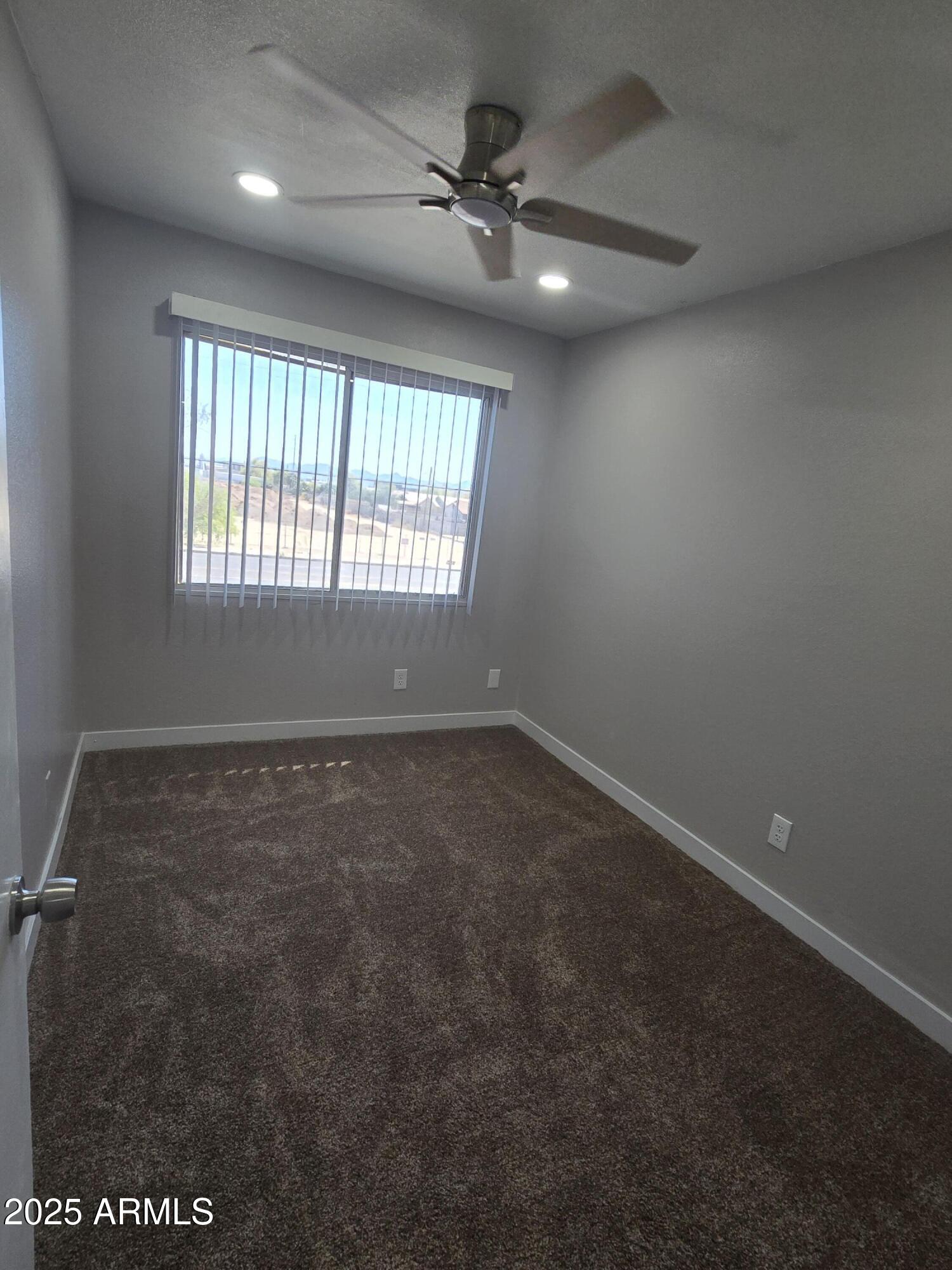 4043 West Palomino Road Phoenix, AZ 85019 - Photo 14 of 26 20250407_143312