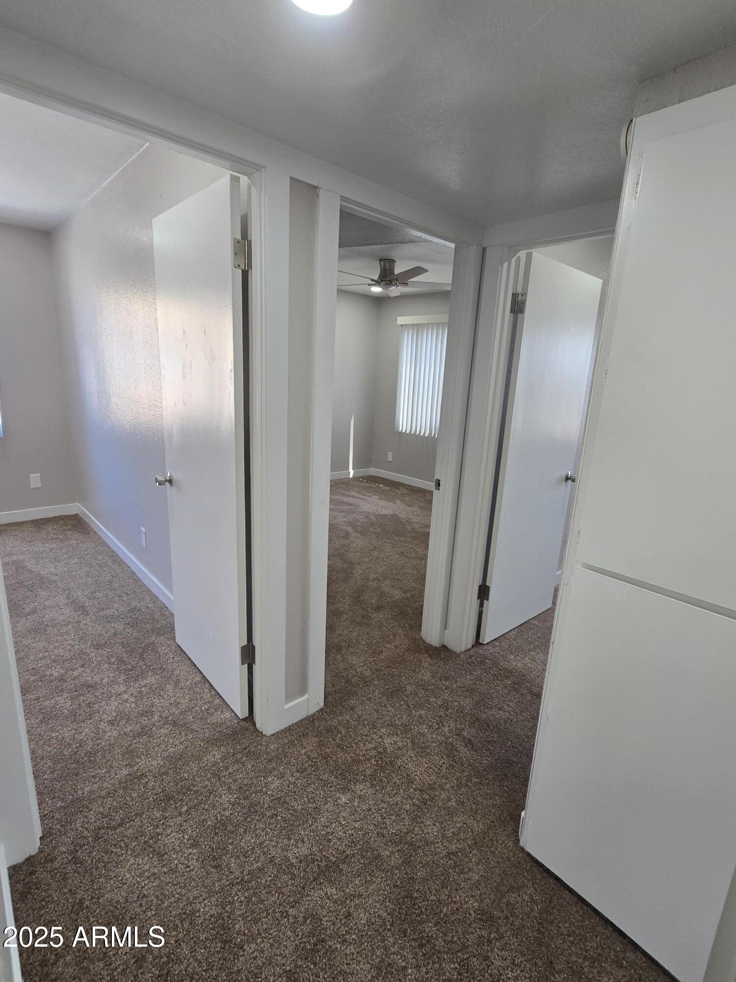 4043 West Palomino Road Phoenix, AZ 85019 - Photo 7 of 26 20250407_143418