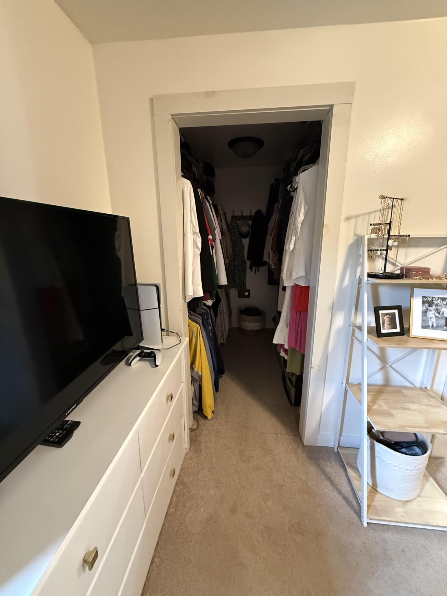 1400 Perry Street Manistee, MI 49660 - Photo 21 of 34 Walkin closet