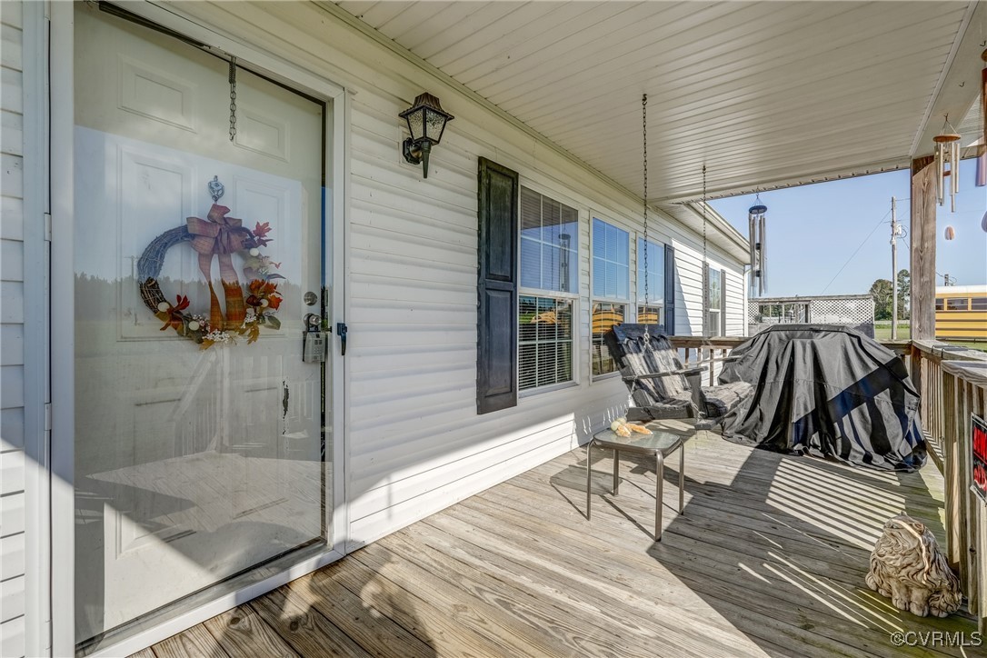 6779 South Hill Road Kenbridge, VA 23944 - Photo 10 of 50 View of wooden terrace