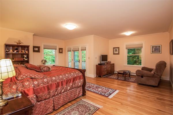 126 Windsor Road Newton, MA 02468 - Photo 18 of 29 Gallery Image 18