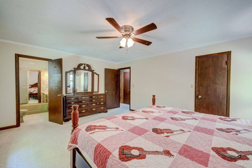 805 Ada Street Blue Ridge, GA 30513 - Photo 18 of 35