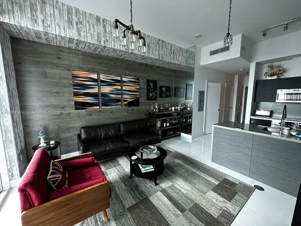 $4,000 | Brickell, Miami, FL 33131