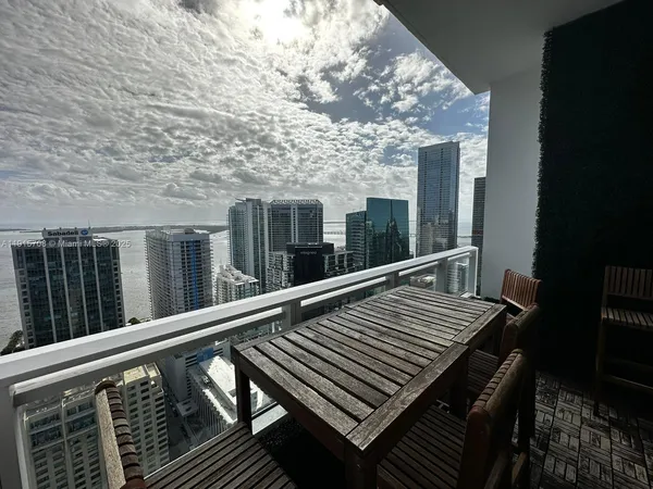 $4,000 | Brickell, Miami, FL 33131