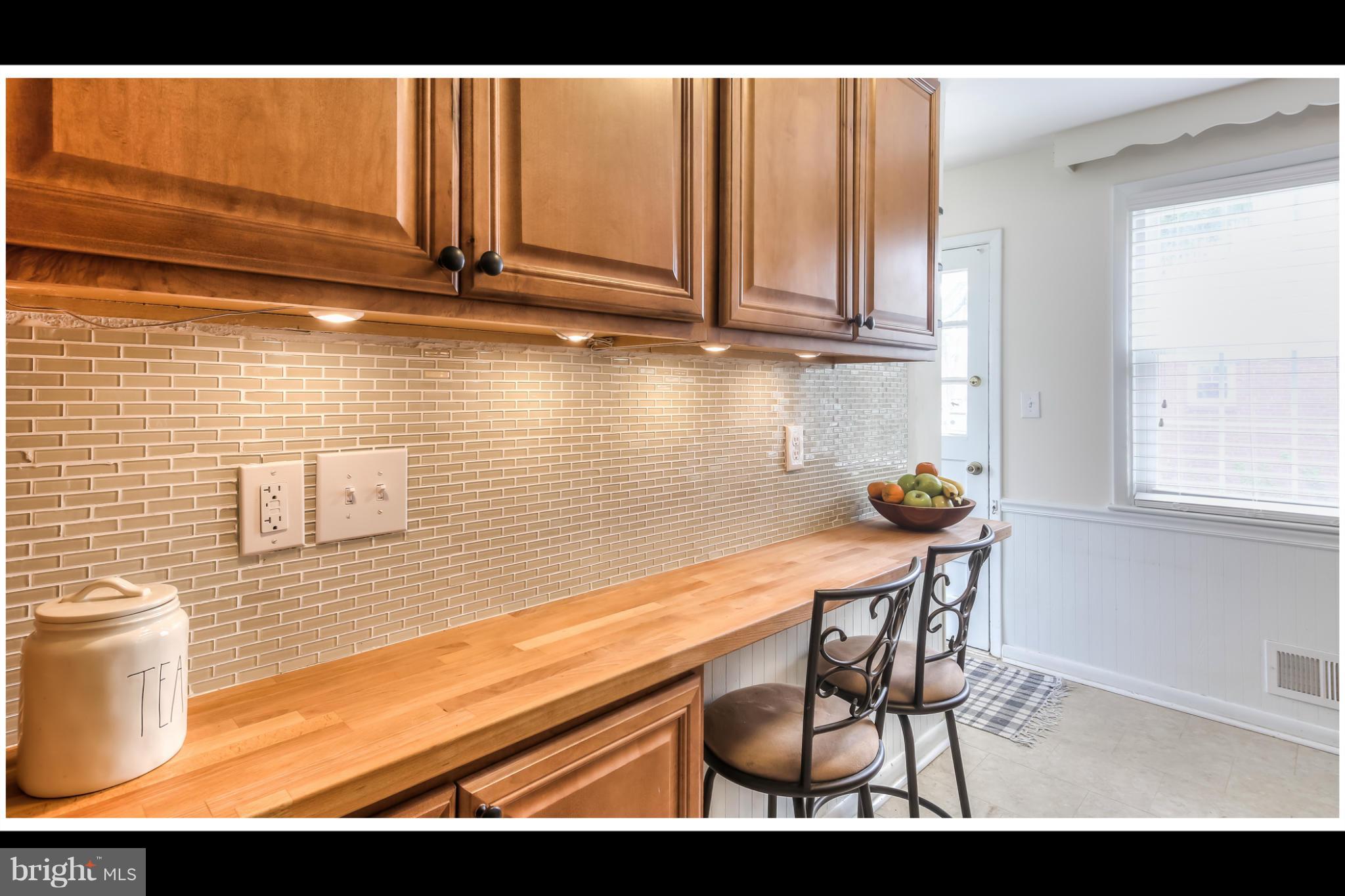 6 Alston Road Lutherville-Timonium, MD 21093 - Photo 11 of 30 Kitchen