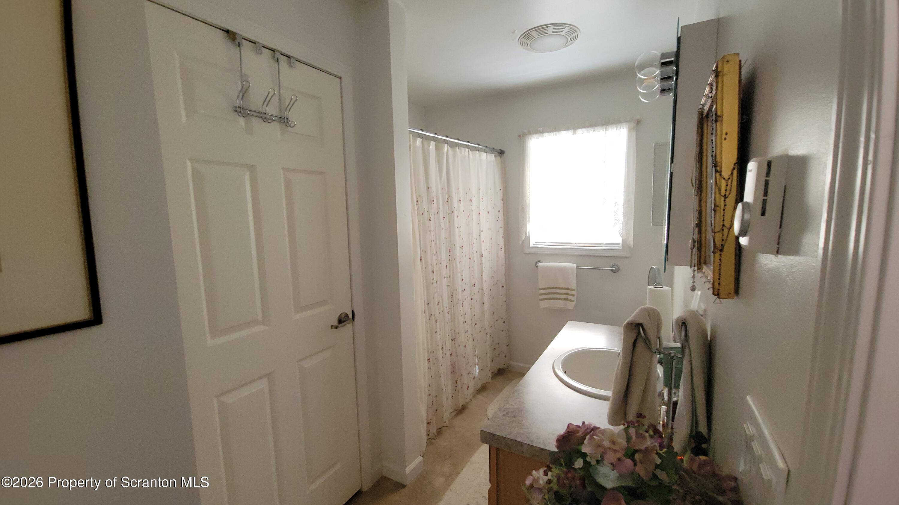 1561 Keelersburg Road Falls, PA 18615 - Photo 34 of 59 Full Bathroom