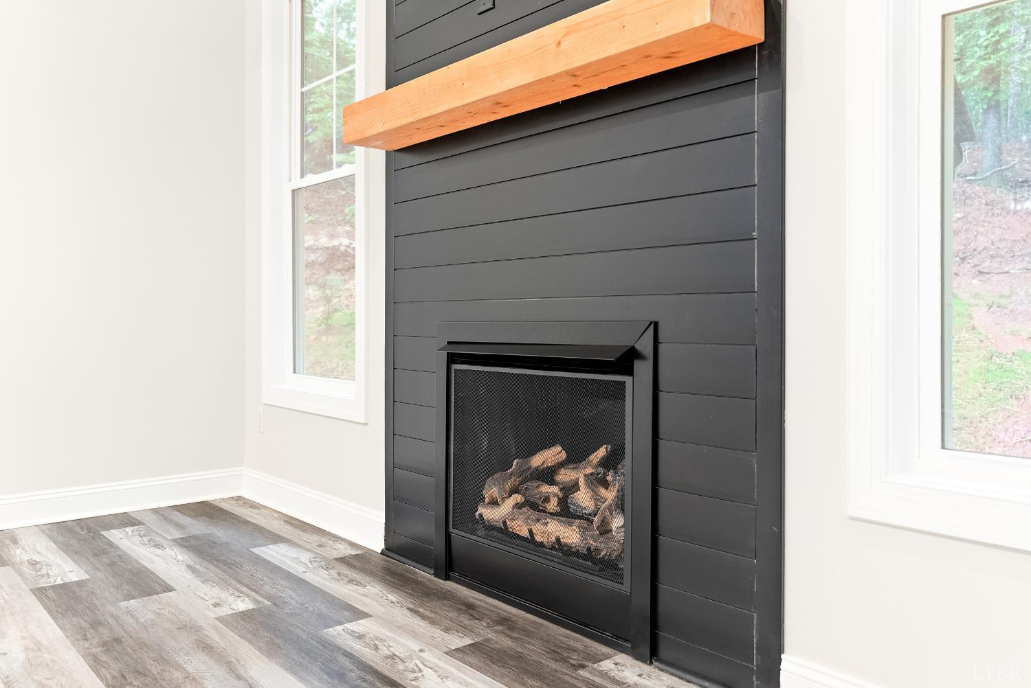 5610 Old Cifax Road Goode, VA 24556 - Photo 9 of 49 a view of a fireplace in a room