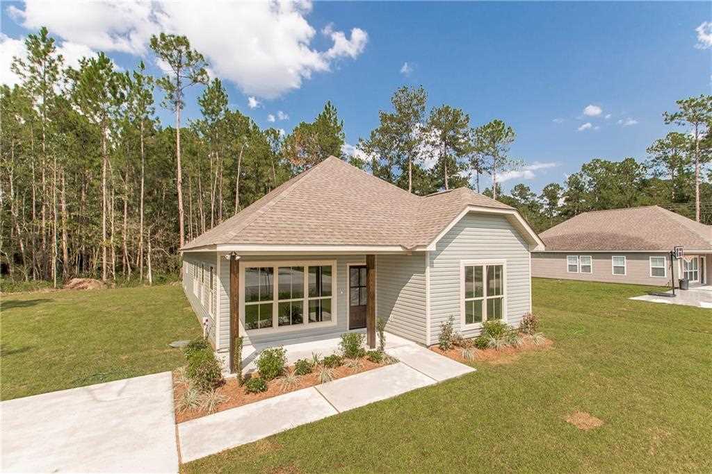 22147 Hoffman Road Mandeville, LA 70471 - Photo 2 of 25 Gallery Image 2