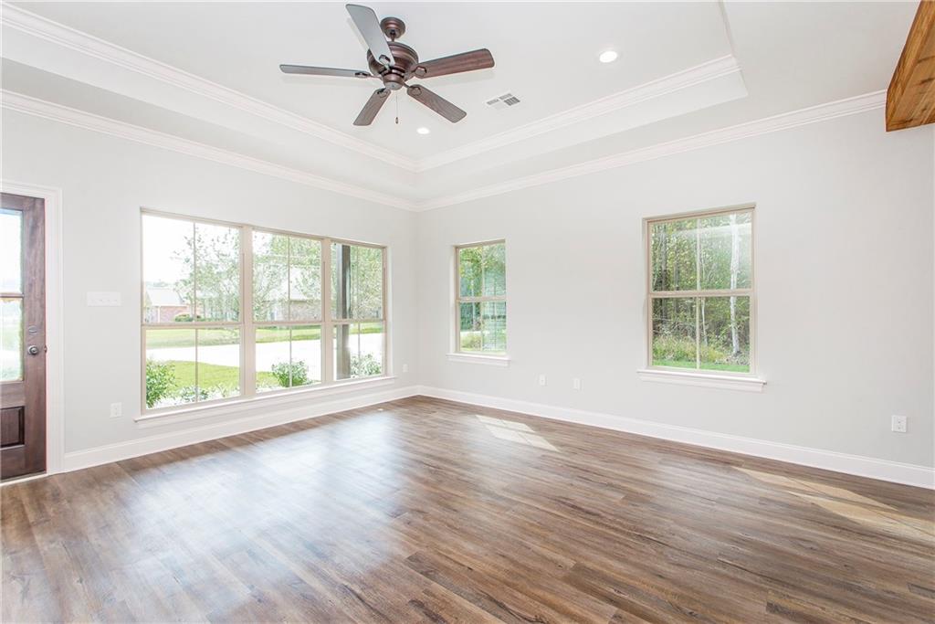 22147 Hoffman Road Mandeville, LA 70471 - Photo 4 of 25 Gallery Image 4