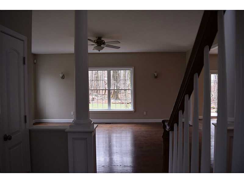 13 Ridgeland Road Smithfield, RI 02917 - Photo 6 of 15 Exterior Front.