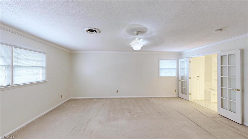 1007 Shalimar Drive High Point, NC 27262 - Photo 29 of 43 Primary