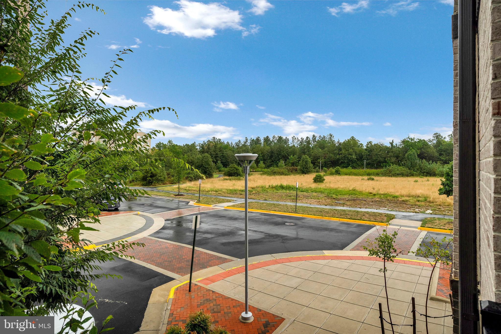 2319 Field Point Road, Unit 104 Herndon, VA 20171 - Photo 14 of 33 Gallery Image 14