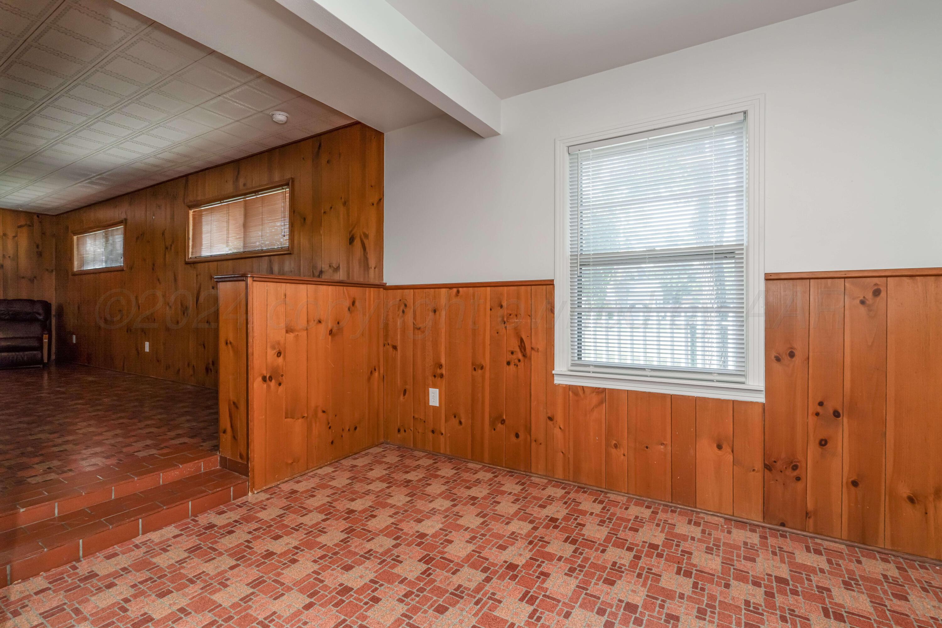 1538 Bell Street Amarillo, TX 79106 - Photo 17 of 20 1538 Bell-23 BREAKFAST NOOK
