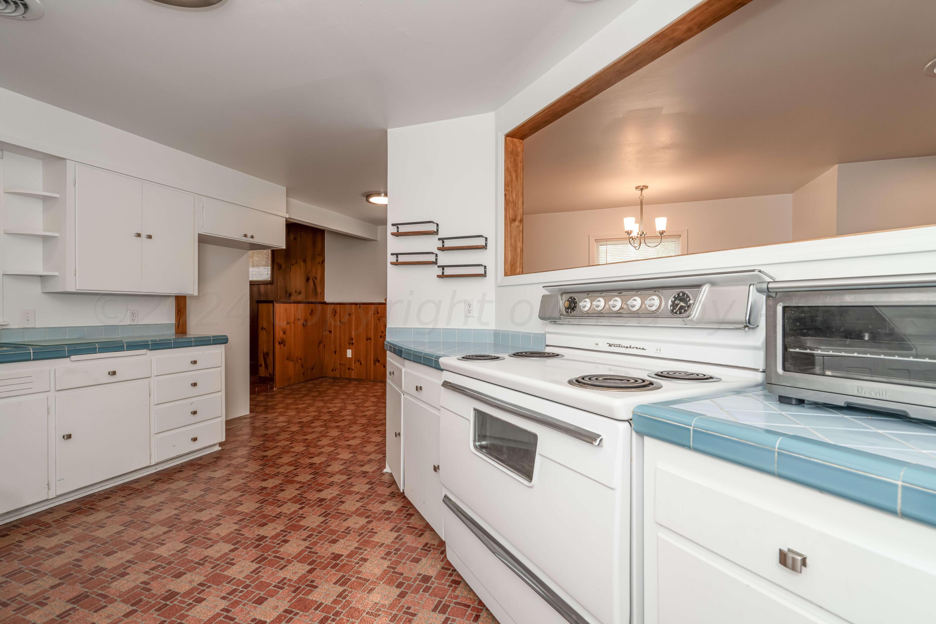 1538 Bell Street Amarillo, TX 79106 - Photo 18 of 20 1538 Bell-22 KITCHEN