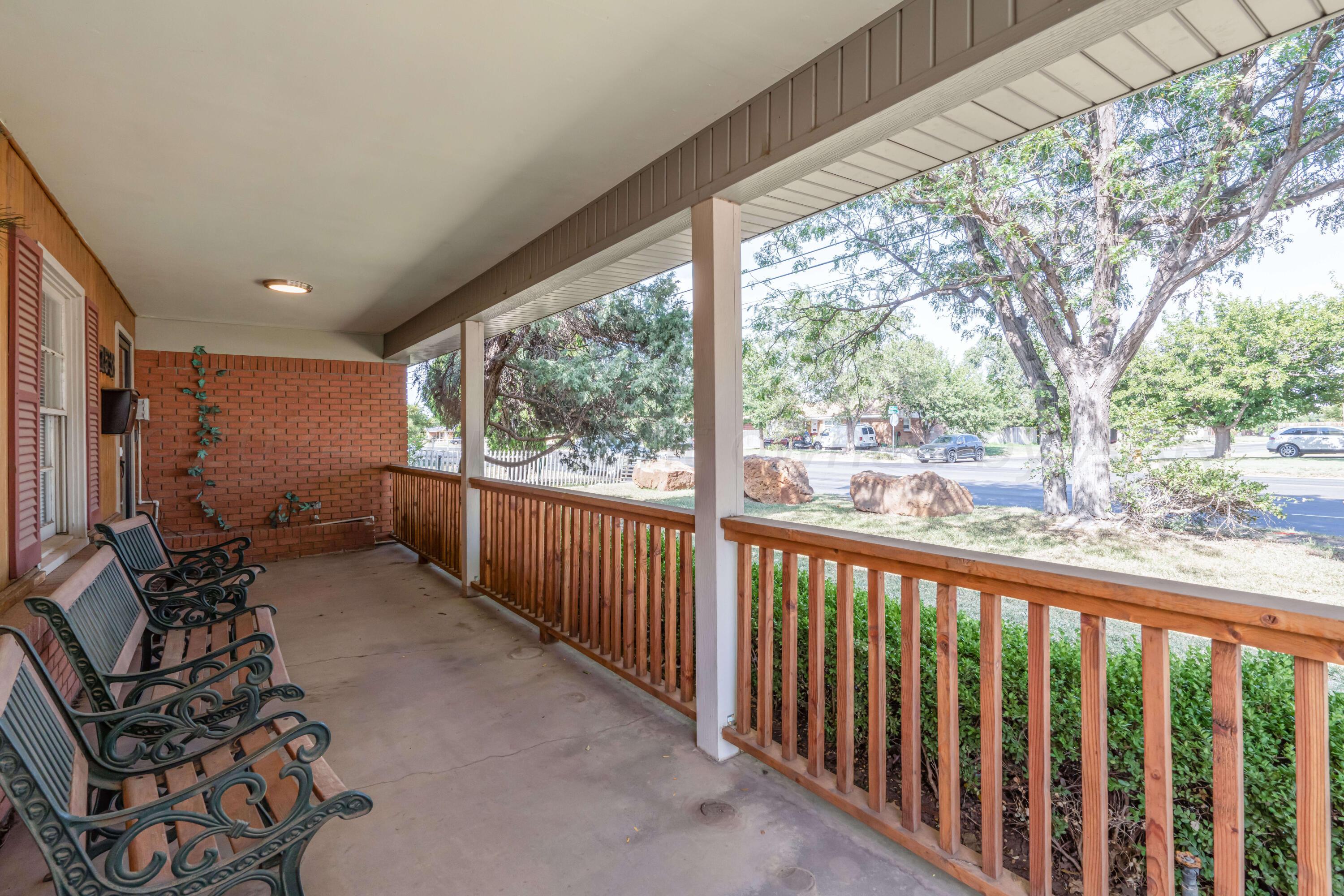 1538 Bell Street Amarillo, TX 79106 - Photo 10 of 20 1538 Bell-10 FRONT PORCH