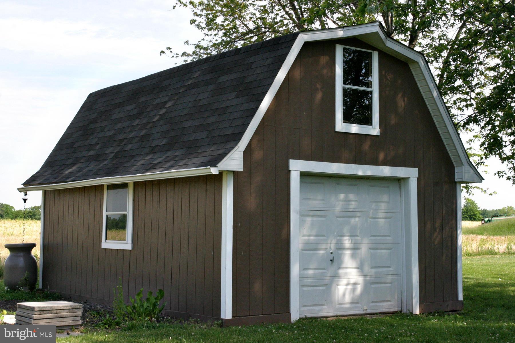 5730 Conover Road Taneytown, MD 21787 - Photo 17 of 28 Exterior (Rear)