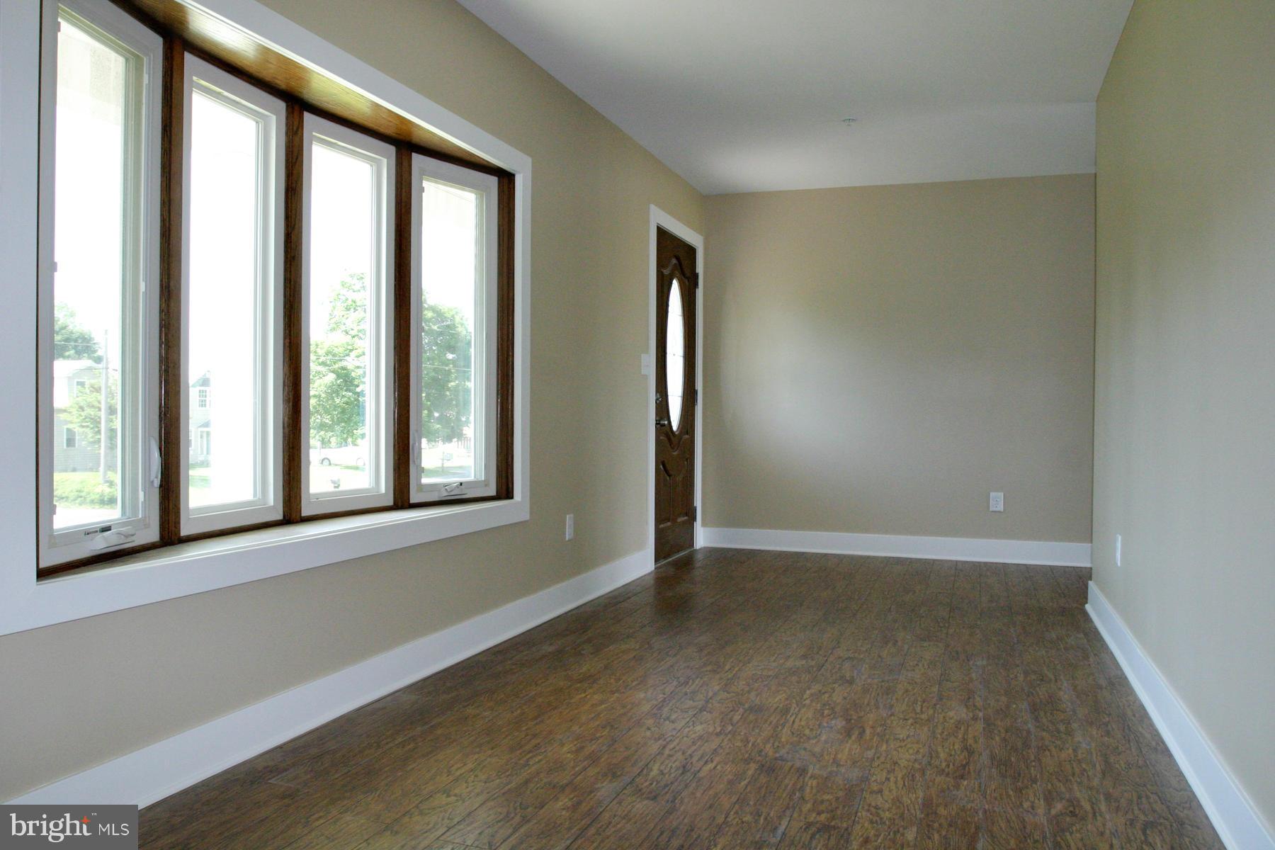 5730 Conover Road Taneytown, MD 21787 - Photo 27 of 28 Living Room