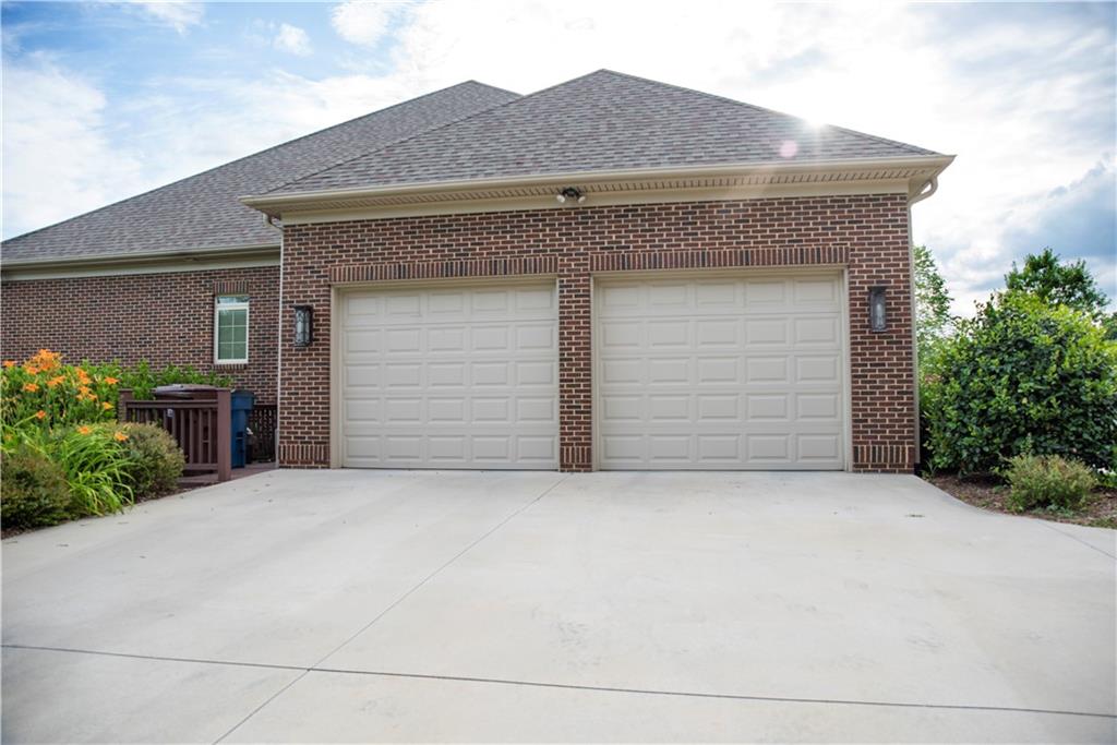 1310 James Farm Road Hickory, NC 28602 - Photo 31 of 34 Gallery Image 31