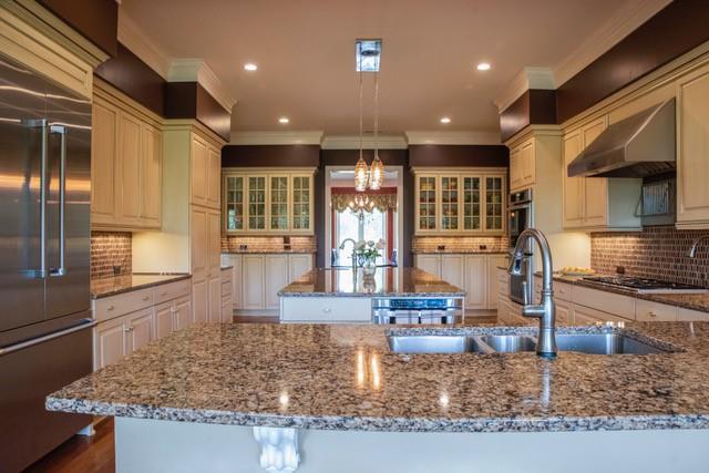 1310 James Farm Road Hickory, NC 28602 - Photo 7 of 34 Gallery Image 7