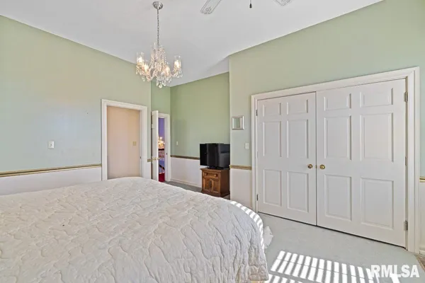 $800,000 | 6399 Pelican Lane, Carbondale, IL 62902