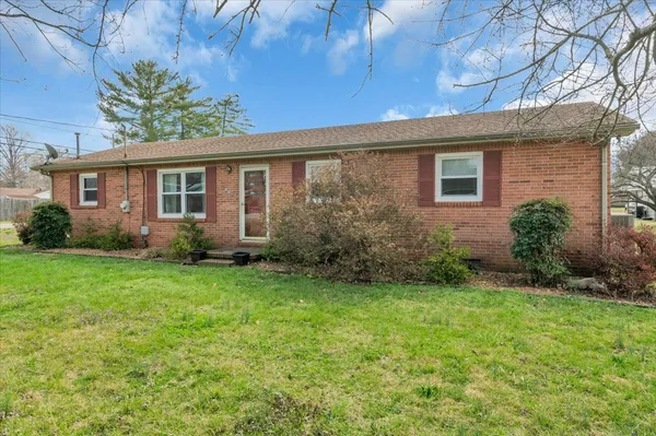 $234,500 | 1001 Henley Street, Decherd, TN 37324