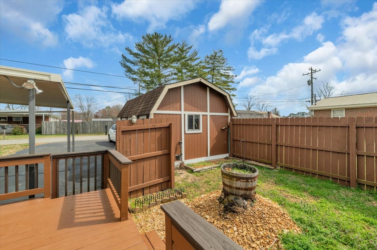 1001 Henley Street Decherd, TN 37324 - Photo 34 of 50