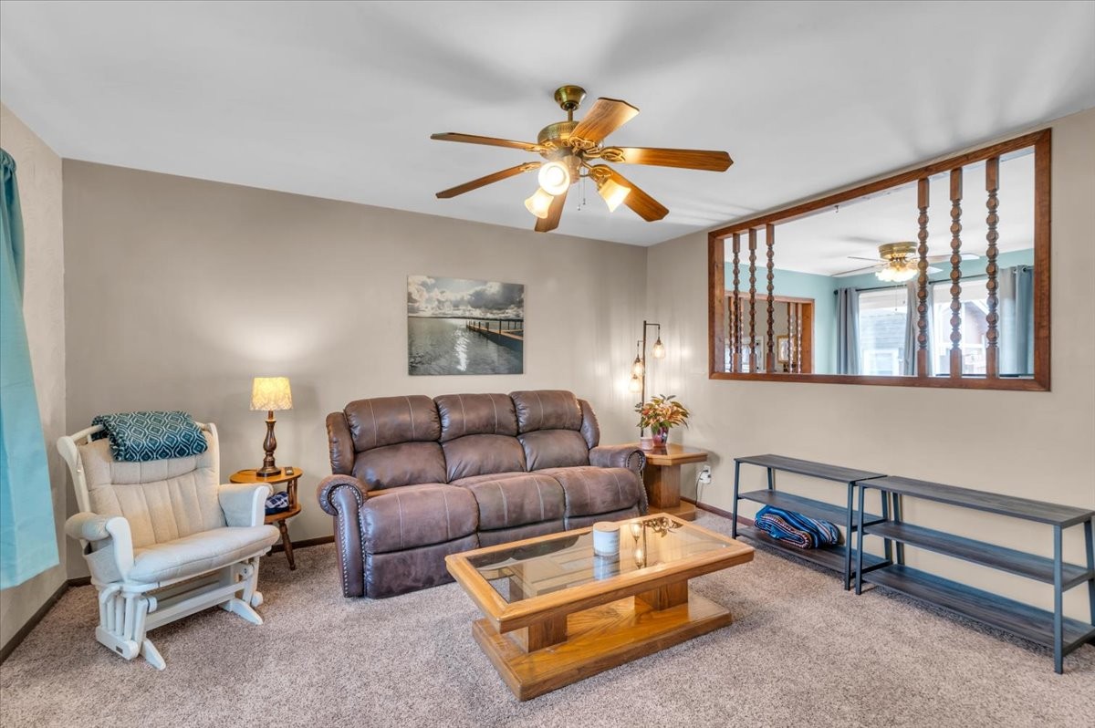 1001 Henley Street Decherd, TN 37324 - Photo 4 of 50