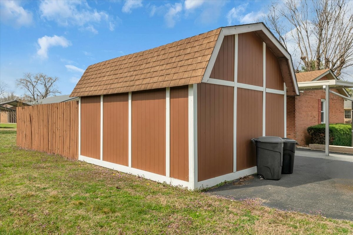 1001 Henley Street Decherd, TN 37324 - Photo 41 of 50