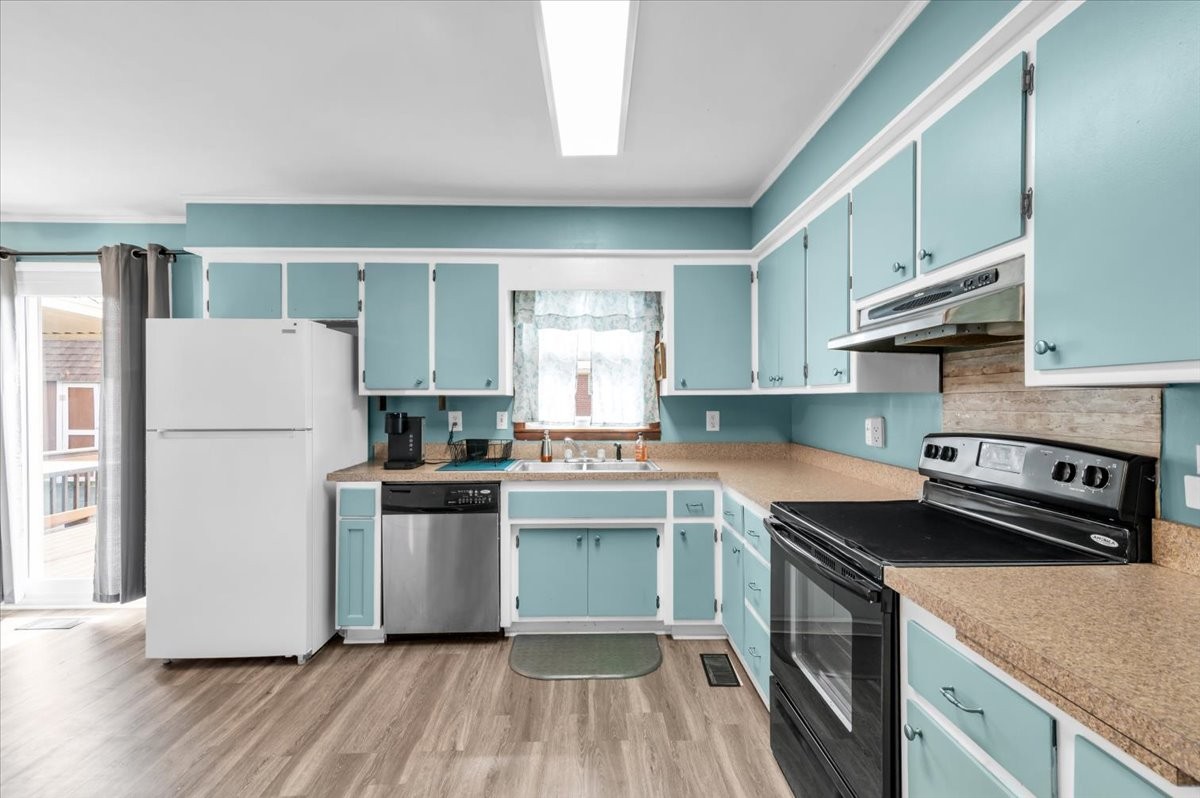 1001 Henley Street Decherd, TN 37324 - Photo 7 of 50