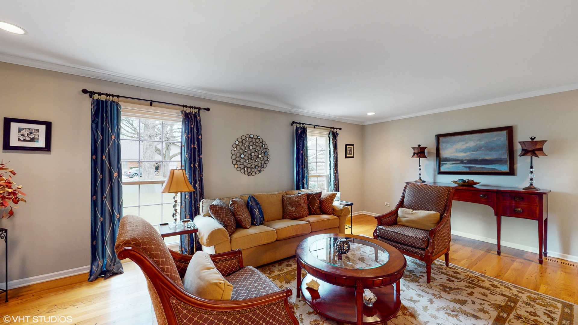 6 Knoll Ridge Road Rolling Meadows, IL 60008 - Photo 3 of 37 a living room with furniture a flat screen tv and a window