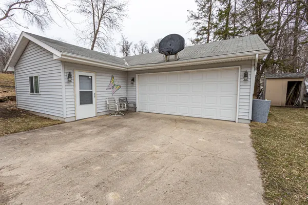 $589,000 | 4243 Mill Lake Shores Road Southwest, Farwell, MN 56327