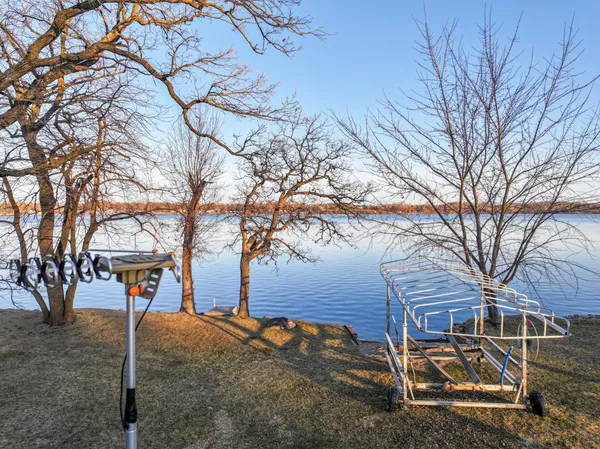 $589,000 | 4243 Mill Lake Shores Road Southwest, Farwell, MN 56327