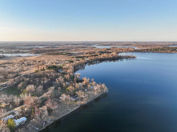 $589,000 | 4243 Mill Lake Shores Road Southwest, Farwell, MN 56327