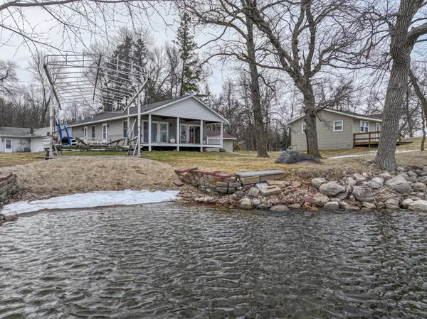 $589,000 | 4243 Mill Lake Shores Road Southwest, Farwell, MN 56327