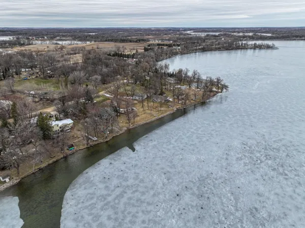 $589,000 | 4243 Mill Lake Shores Road Southwest, Farwell, MN 56327