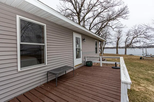 $589,000 | 4243 Mill Lake Shores Road Southwest, Farwell, MN 56327