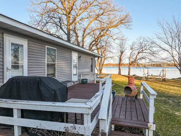 $589,000 | 4243 Mill Lake Shores Road Southwest, Farwell, MN 56327