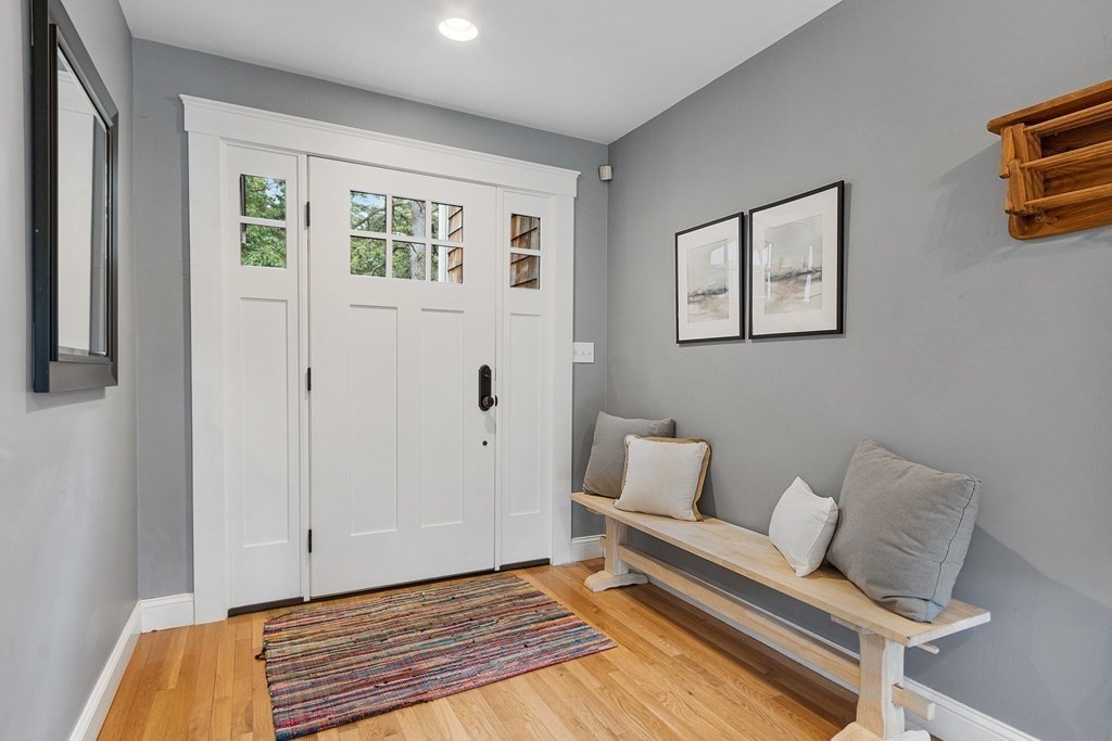 41 Gleasondale Road Stow, MA 01775 - Photo 20 of 42 a living room with furniture and a rug