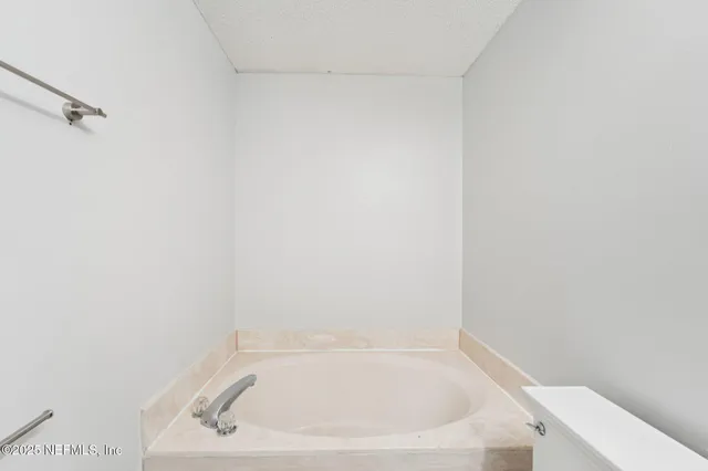 $283,000 | 6662 Delta Post Drive West, Jacksonville, FL 32244